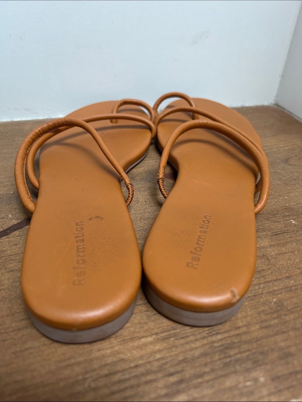 Reformation Ludo Toe Ring Sandal - Picture 3 of 3